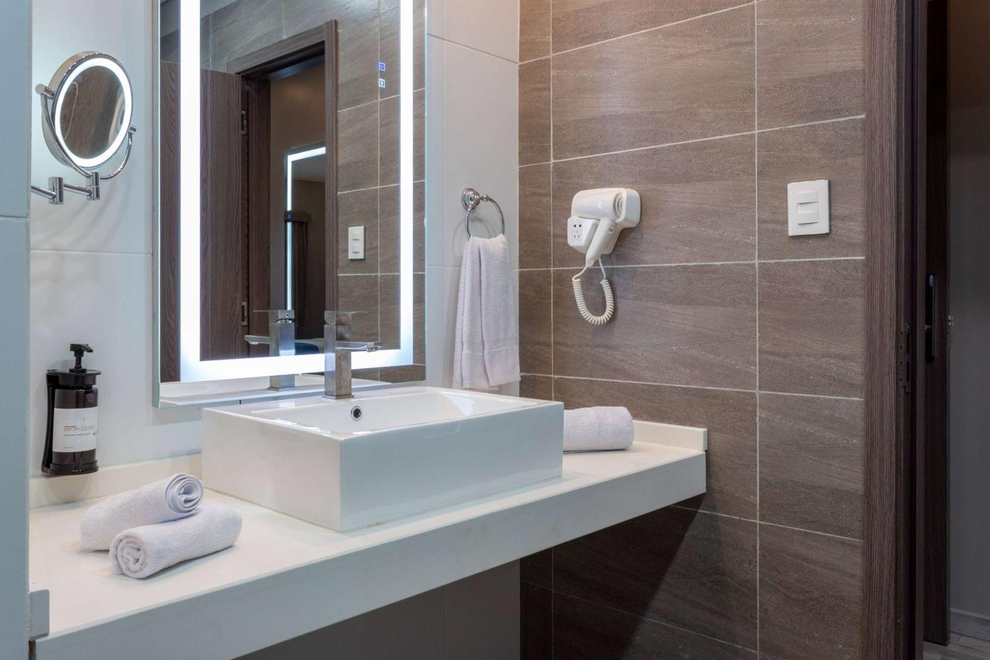 Tryp By Wyndham Asuncion Hotel Luaran gambar