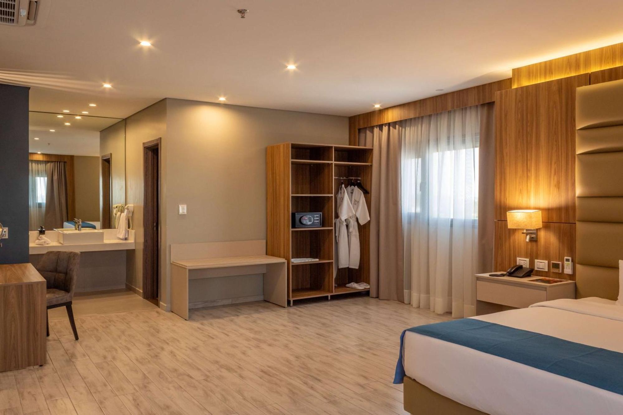 Tryp By Wyndham Asuncion Hotel Luaran gambar